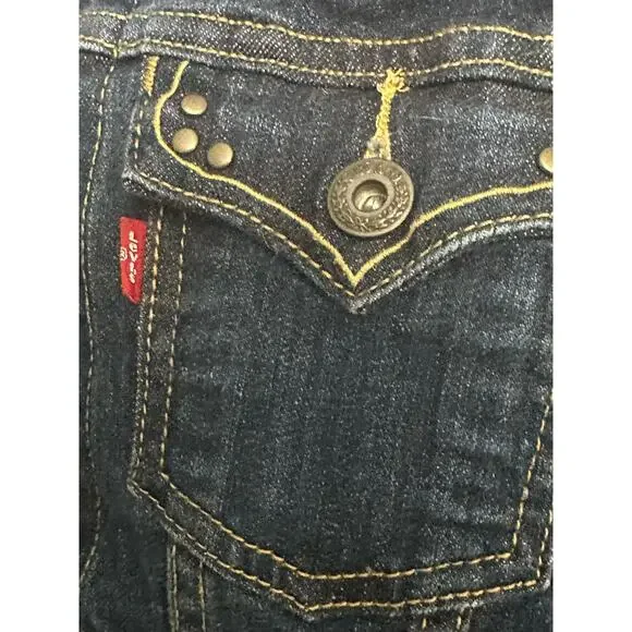 LEVI STRAUSS Women's Size Medium Blue Studded Button Denim Jacket - Picture 3 of 5